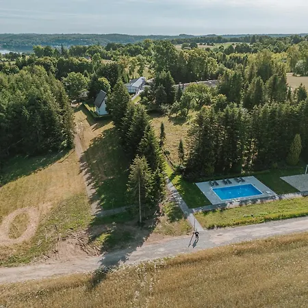 Lesny - Shuuumi Apartmán Chmielno